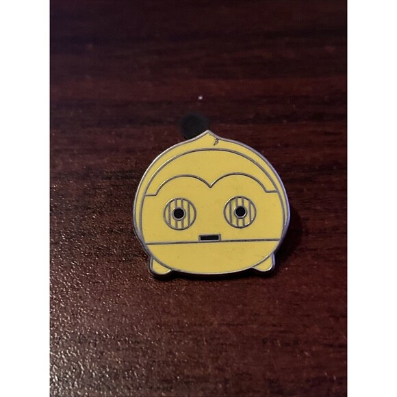 Disney Star‎ Wars C3P0 Tsum Tsum Series 1 Mystery Trading Pin - Picture 1 of 4